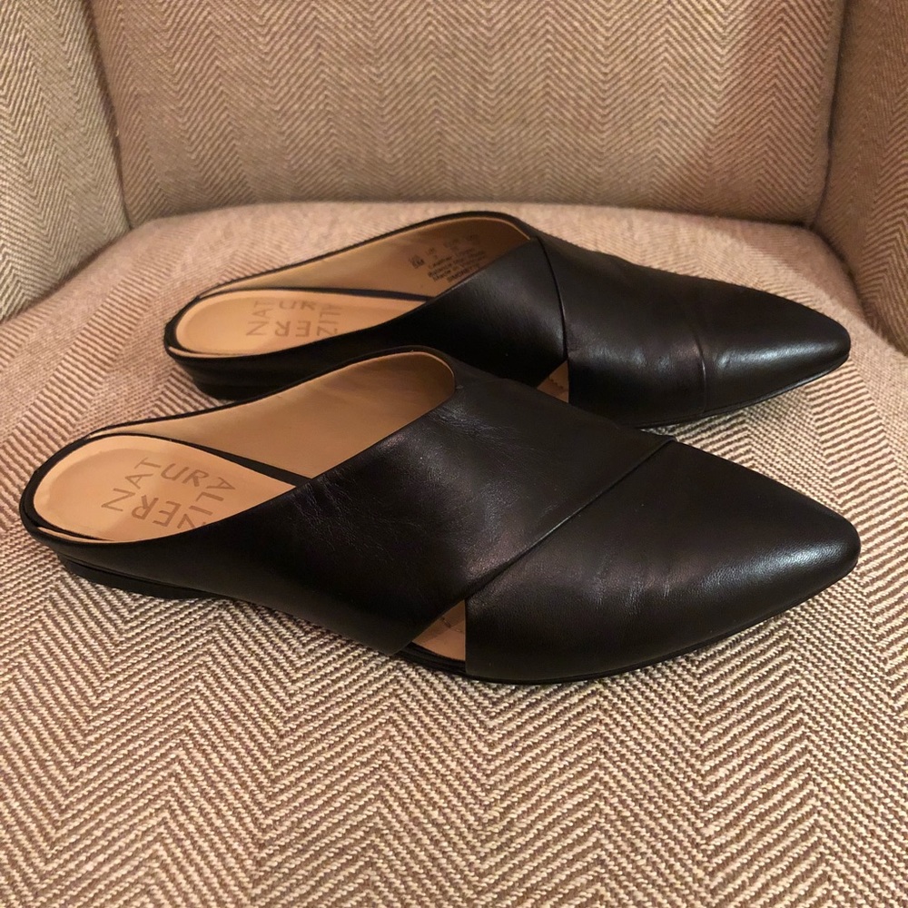 Simonette Naturalizer Mules NWOT
